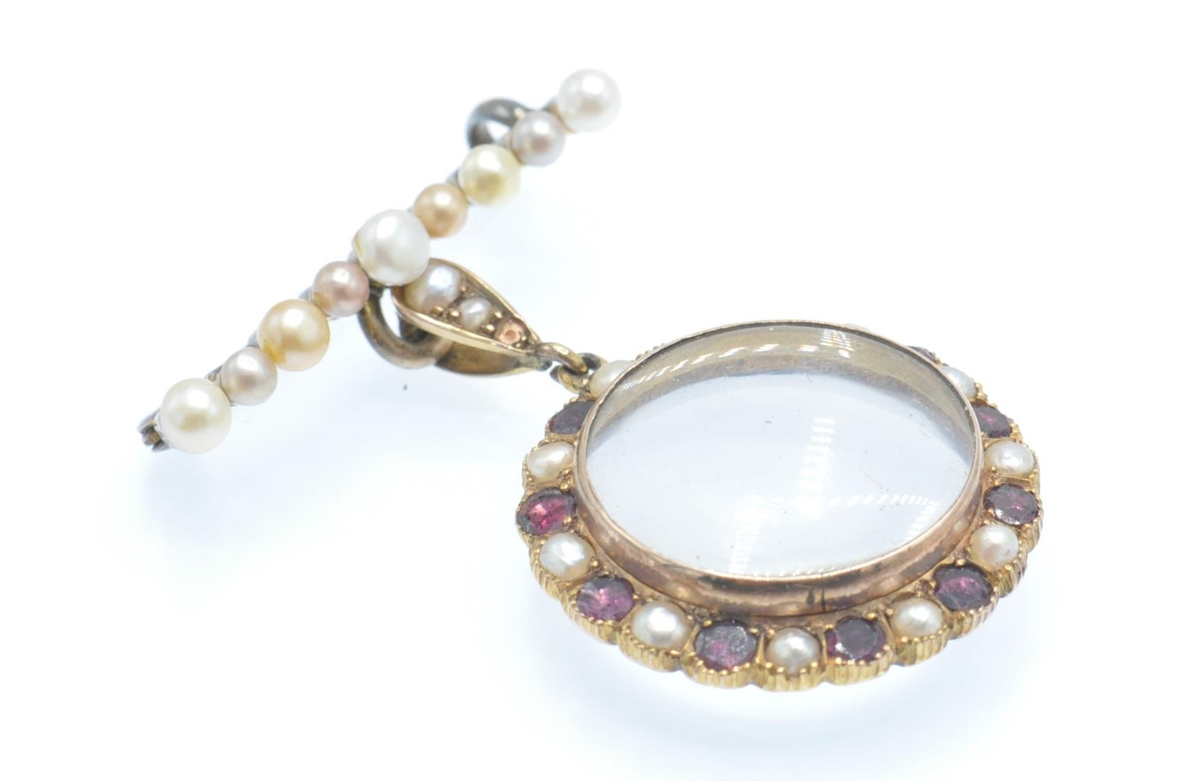 An Antique Pearl & Garnet Brooch Locket - Image 3 of 4