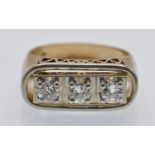 An 18ct Gold Platinum & Diamond Ring