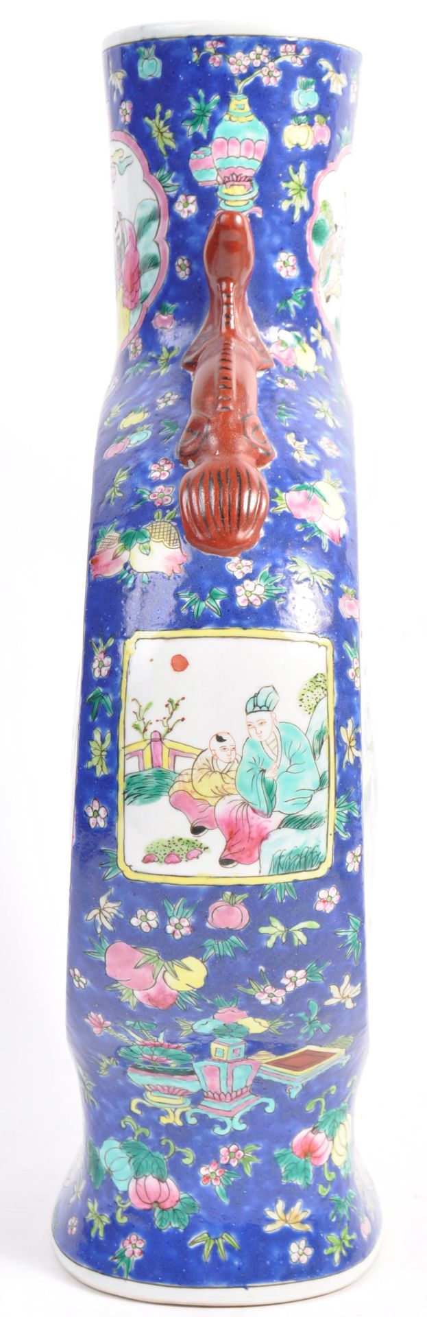 19TH CENTURY CHINESE HAND PAINTED PORCELAIN MOONFLASK - Bild 6 aus 9