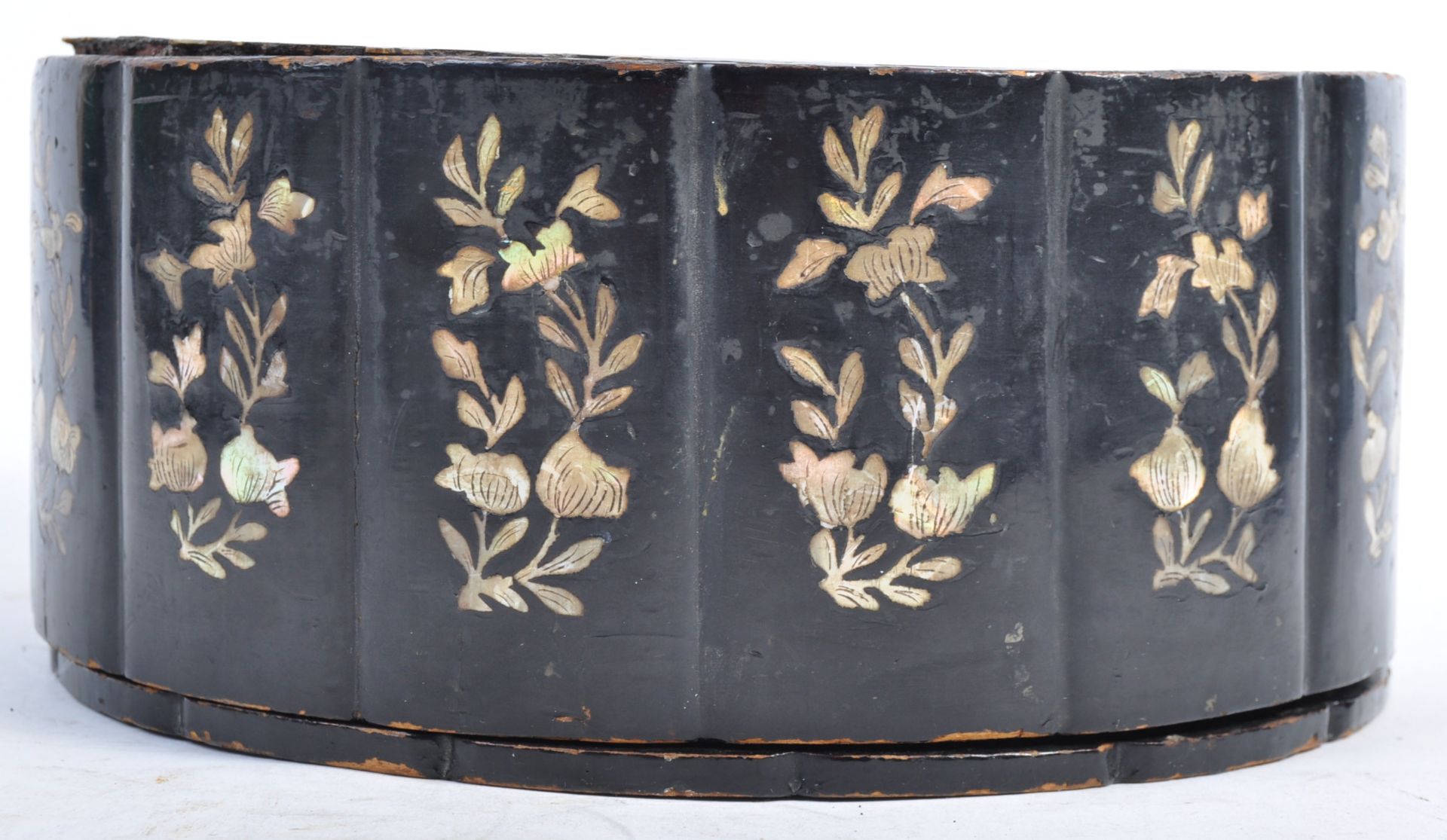 19TH CENTURY CHINESE ANTIQUE BLACK LACQUER JEWELLERY CASKET - Bild 2 aus 11