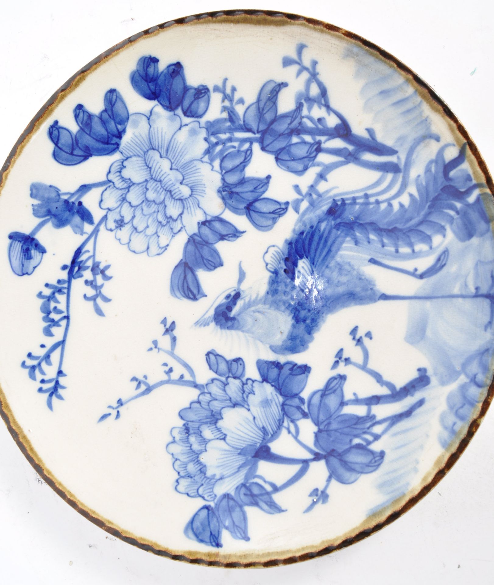 PAIR OF 19TH CENTURY JAPANESE BLUE AND WHITE PLATES - Bild 6 aus 6