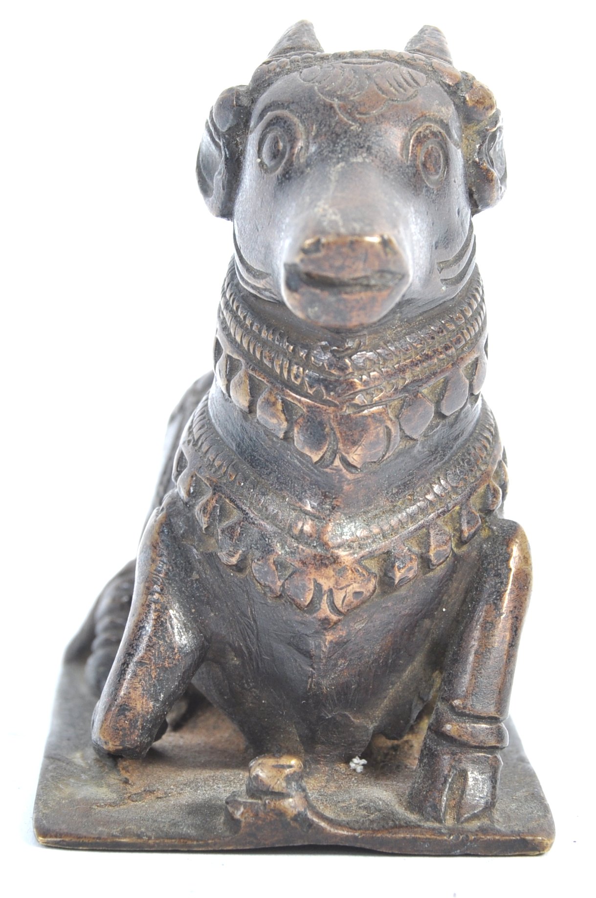 RARE 19TH CENTURY INDIAN HINDU BRONZE OF NANDIN THE SACRED BULL - Image 2 of 5