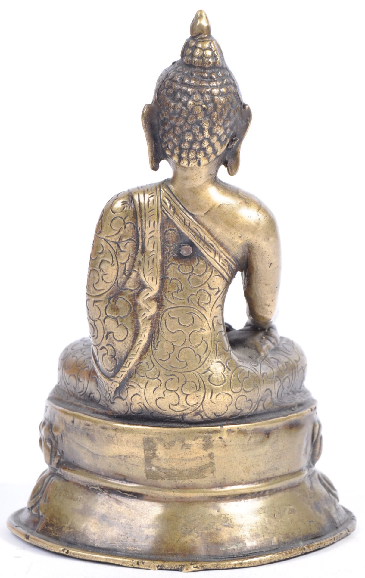 19TH CENTURY CHINESE BRONZE FIGURE OF A BUDDHA - Bild 4 aus 6