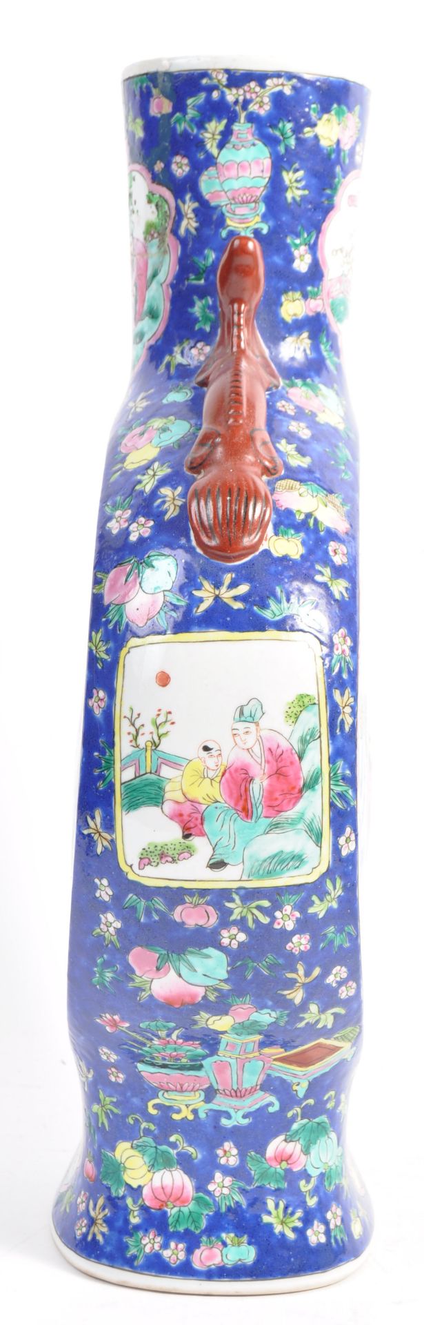 19TH CENTURY CHINESE HAND PAINTED PORCELAIN MOONFLASK - Bild 8 aus 9