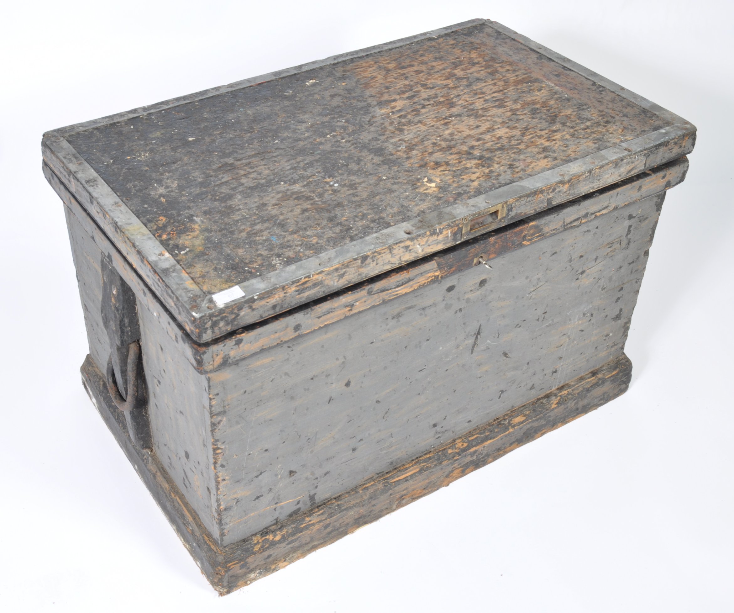 IMPRESSIVE 19TH CENTURY CARPENTERS CHEST BOX - Image 4 of 7