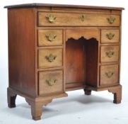 EARLY 19TH CENTURY GEORGIAN KNEEHOLE WRITING DESK