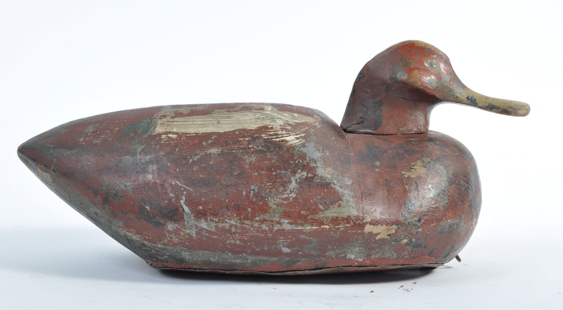 19TH CENTURY RARE CARVED DECOY DUCK ON TIN BASE - Bild 2 aus 5