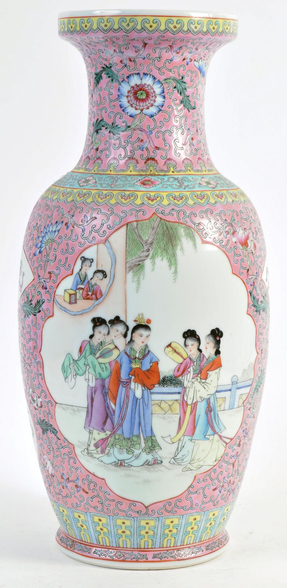 19TH CENTURY CHINESE ANTIQUE PORCELAIN VASE WITH PINK GROUND