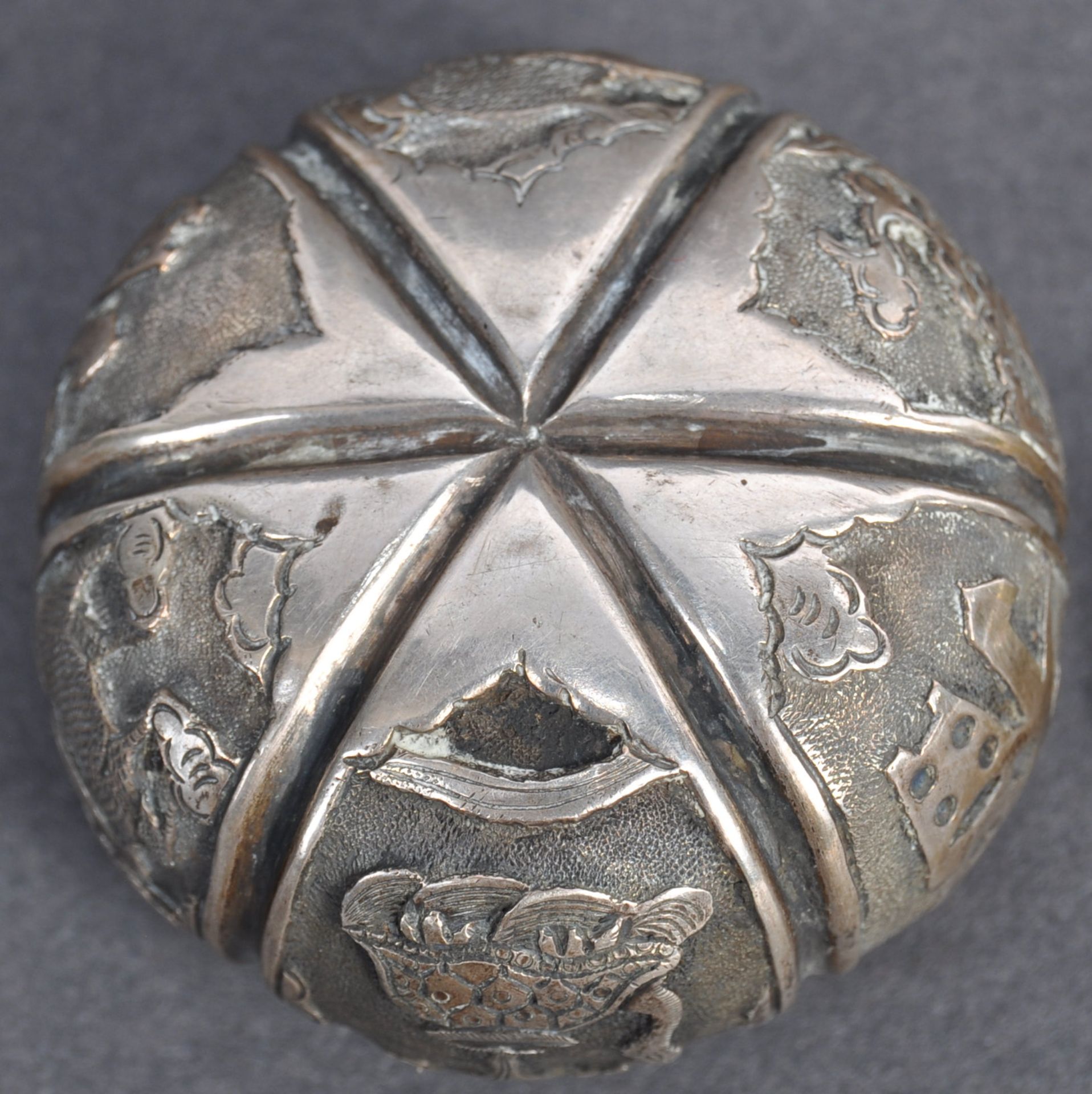 19TH CENTURY CHINESE SILVER WHITE METAL PUMPKIN - Bild 4 aus 5