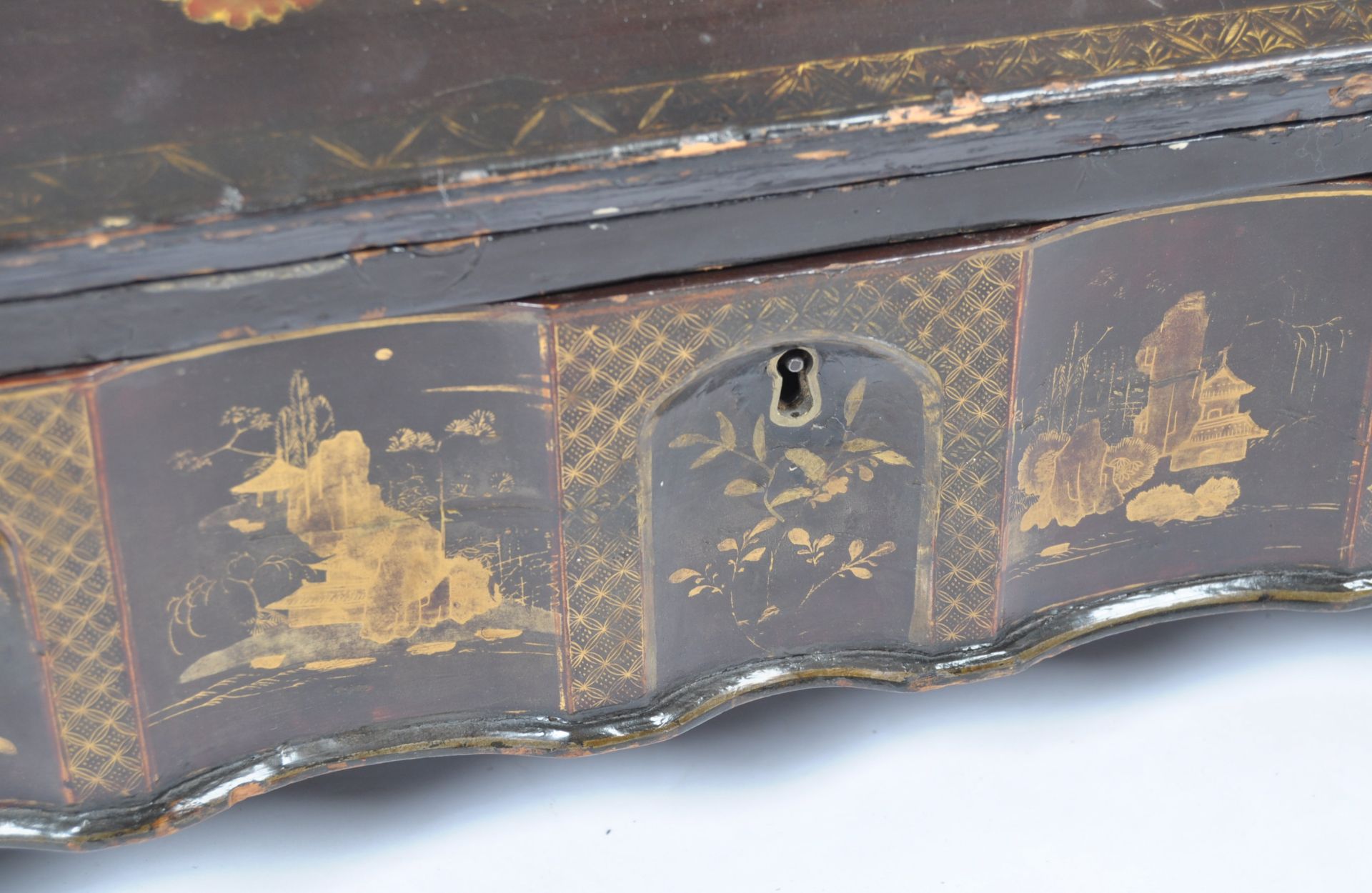 18TH CENTURY ENGLISH CHINOISERIE BLACK LACQUER TABLE BOX - Bild 16 aus 16
