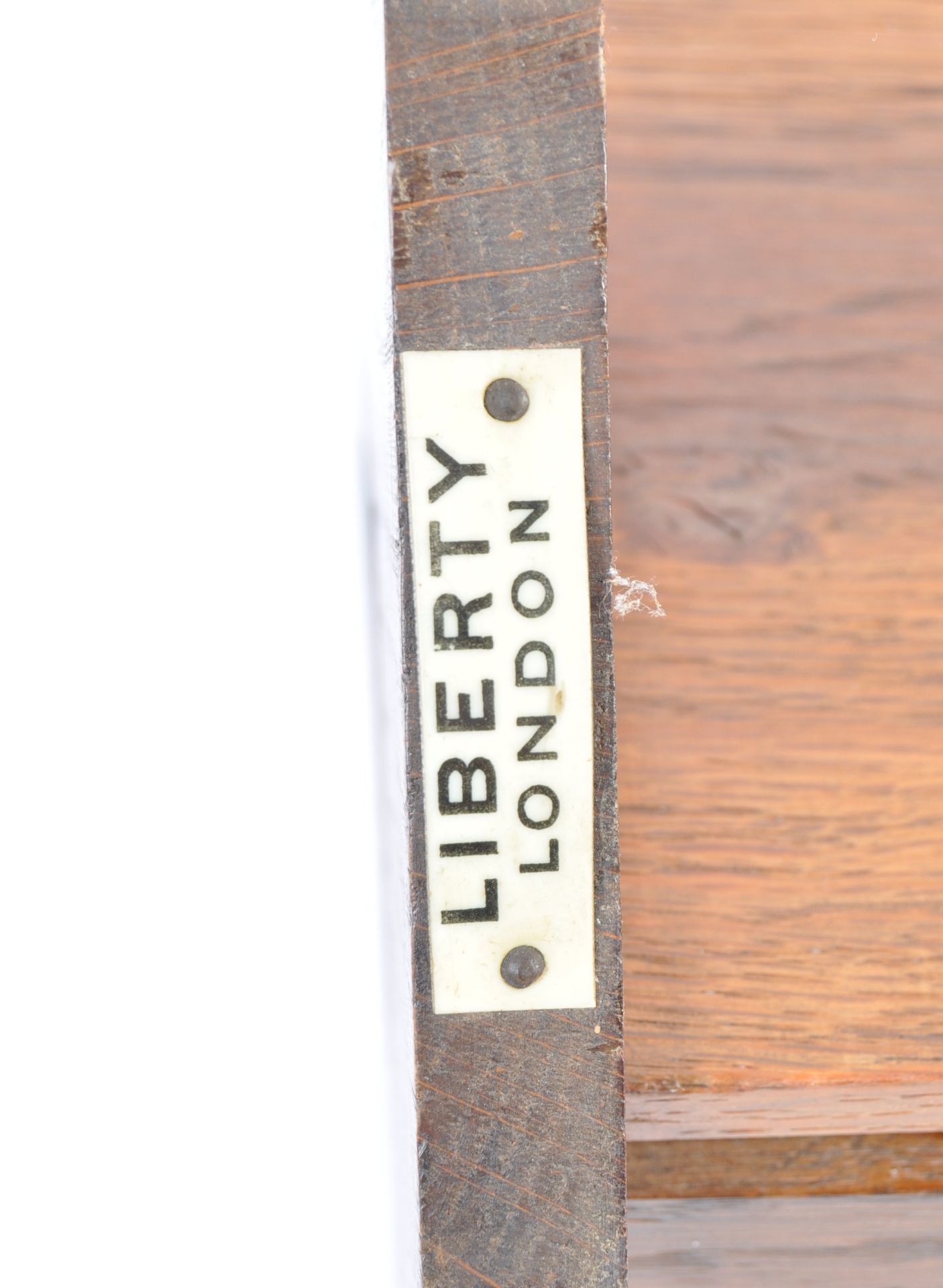 RARE ORIGINAL LIBERTY OF LONDON OAK BOOKSHELF - Bild 8 aus 8