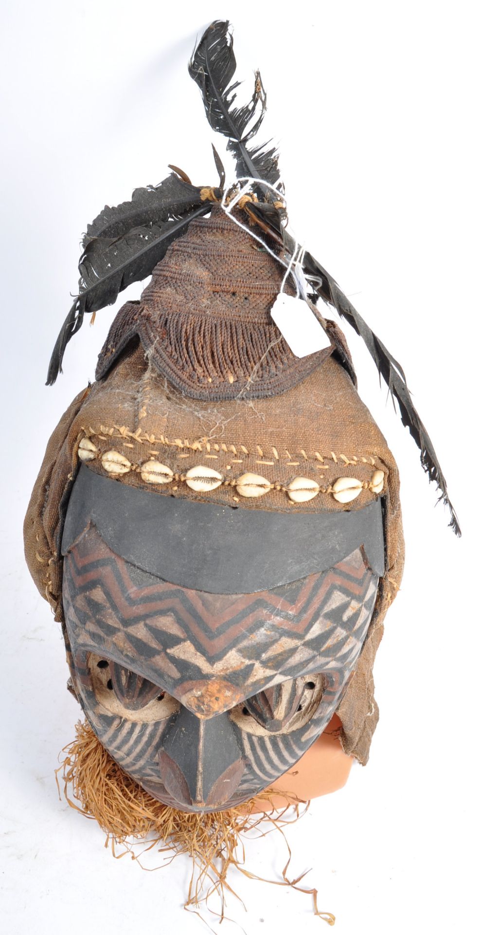 TRIBAL ANTIQUITIES - 19TH CENTURY CONGOLESE KUBA PWOOM ITOK MASK - Bild 2 aus 7