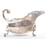 18TH CENTURY GEORGE II ENGLISH SILVER HALLMARKED SAUCE BOAT