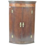 EARLY 19TH CENTURY GEORGIAN MAHOGANY CORNER CUPBOARD