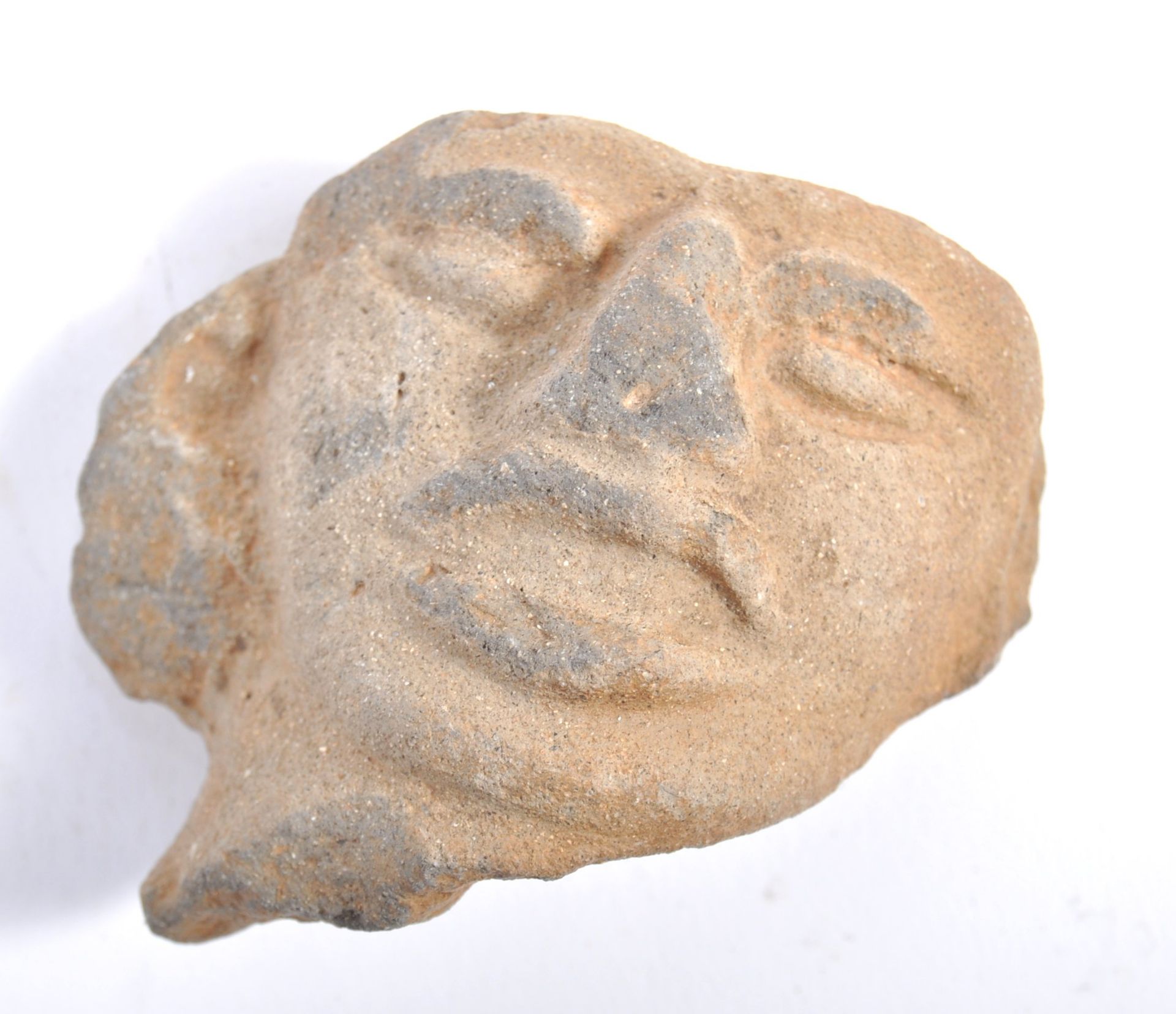 COLLECTION OF PRE-COLUMBIAN ERA MAYAN POTTERY HEADS - Bild 7 aus 8