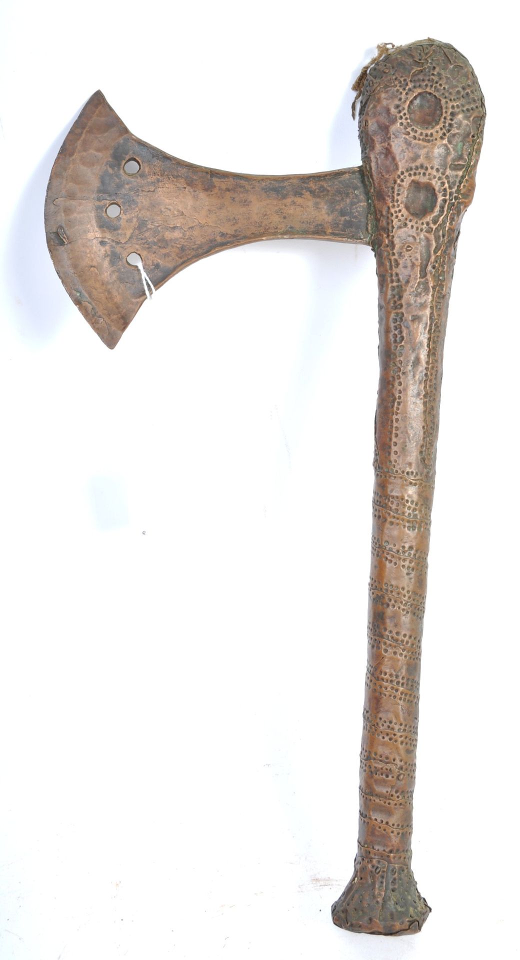 TRIBAL ANTIQUITIES - 19TH CENTURY AFRICAN SONGYE AXE - Bild 4 aus 5