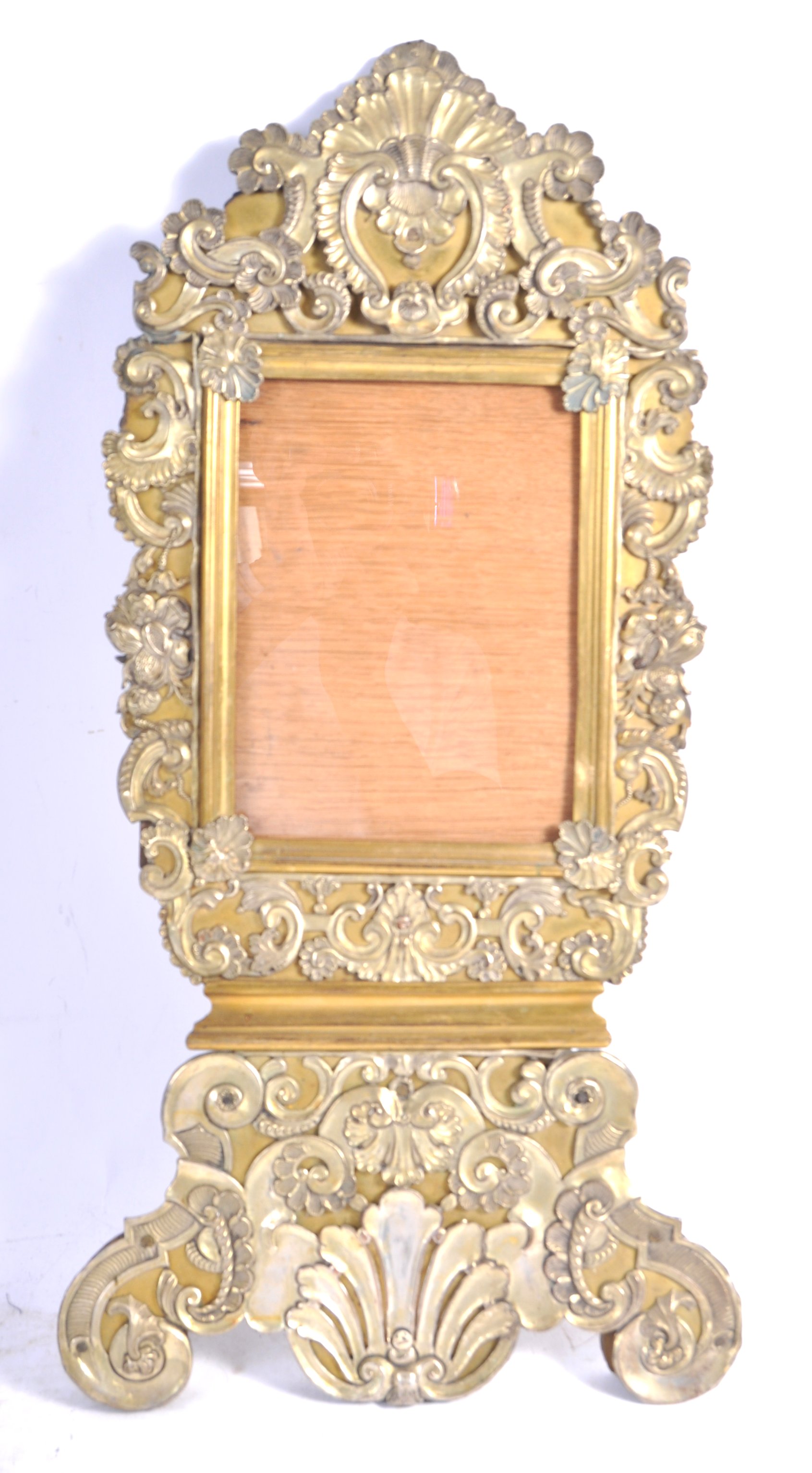PAIR OF 18TH CENTURY ANTIQUE REPOUSSE BRASS PICTURE FRAMES - Image 2 of 7