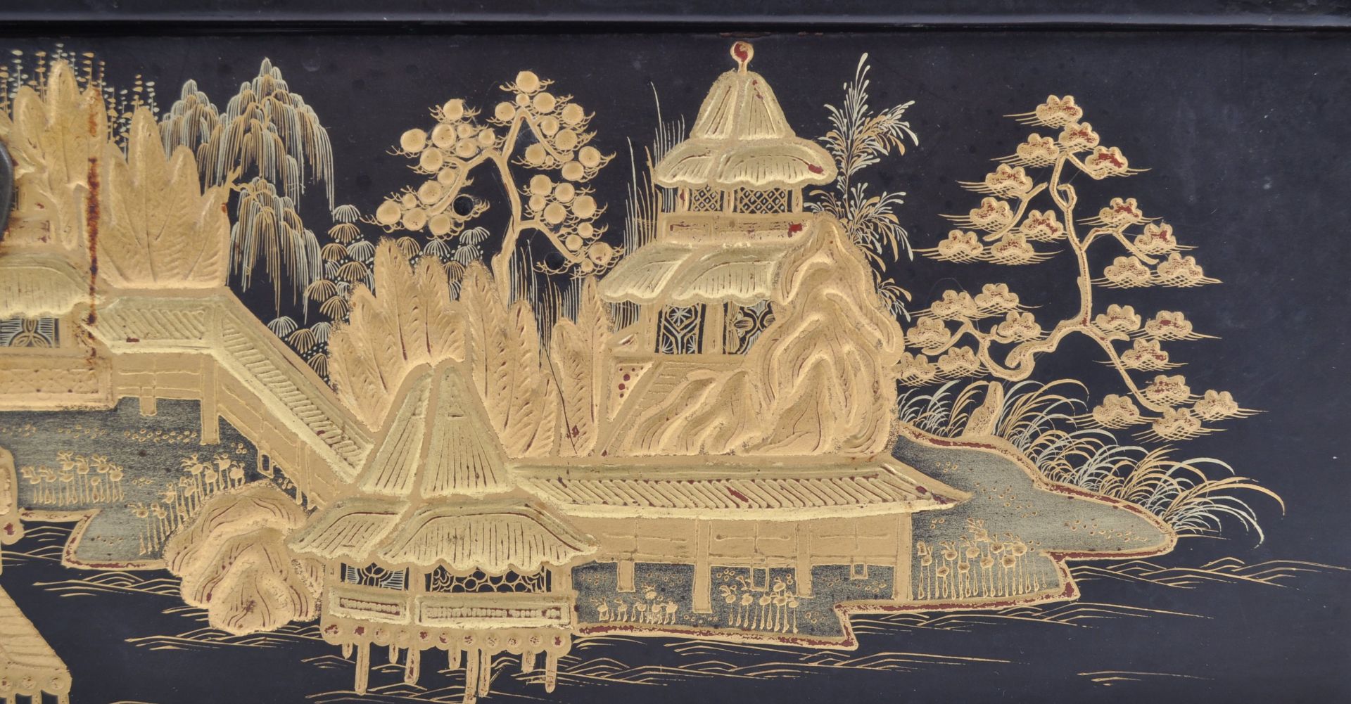 19TH CENTURY CHINESE ANTIQUE BLACK LACQUER WORKBOX - Bild 6 aus 16