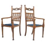 PAIR OF EARLY 20TH CENTURY OAK ARTS AND CRAFTS DINING CHAIRS