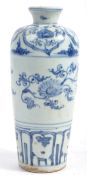 19TH CENTURY CHINESE PORCELAIN VASE OF MEIPING SHAPE