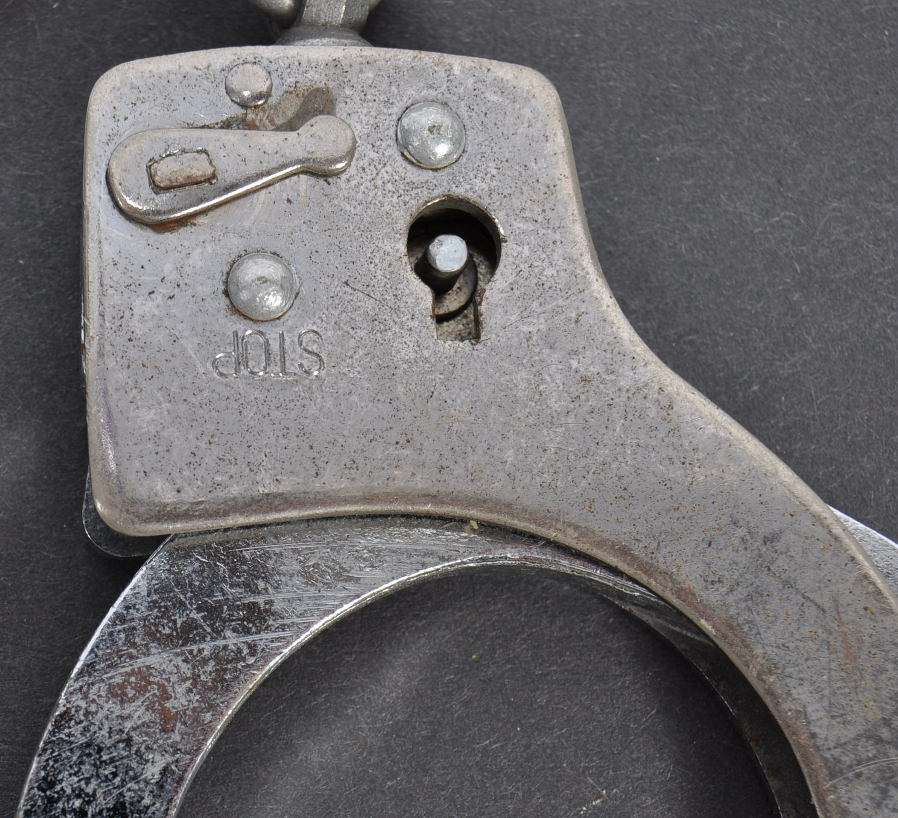 TWO PAIRS OF VINTAGE POLICE HANDCUFFS - Image 2 of 4