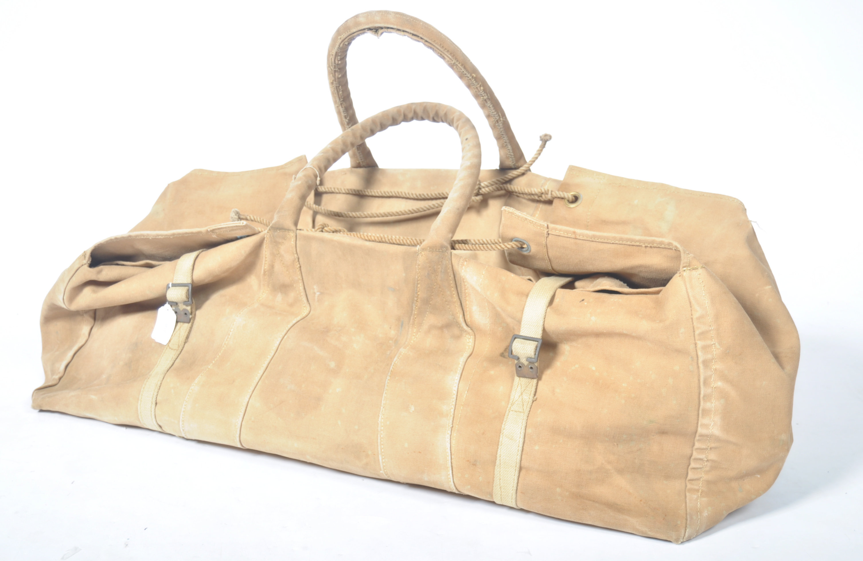 COLLECTION OF WWII BRITISH MILITARY ISSUE KIT BAG - Image 2 of 2