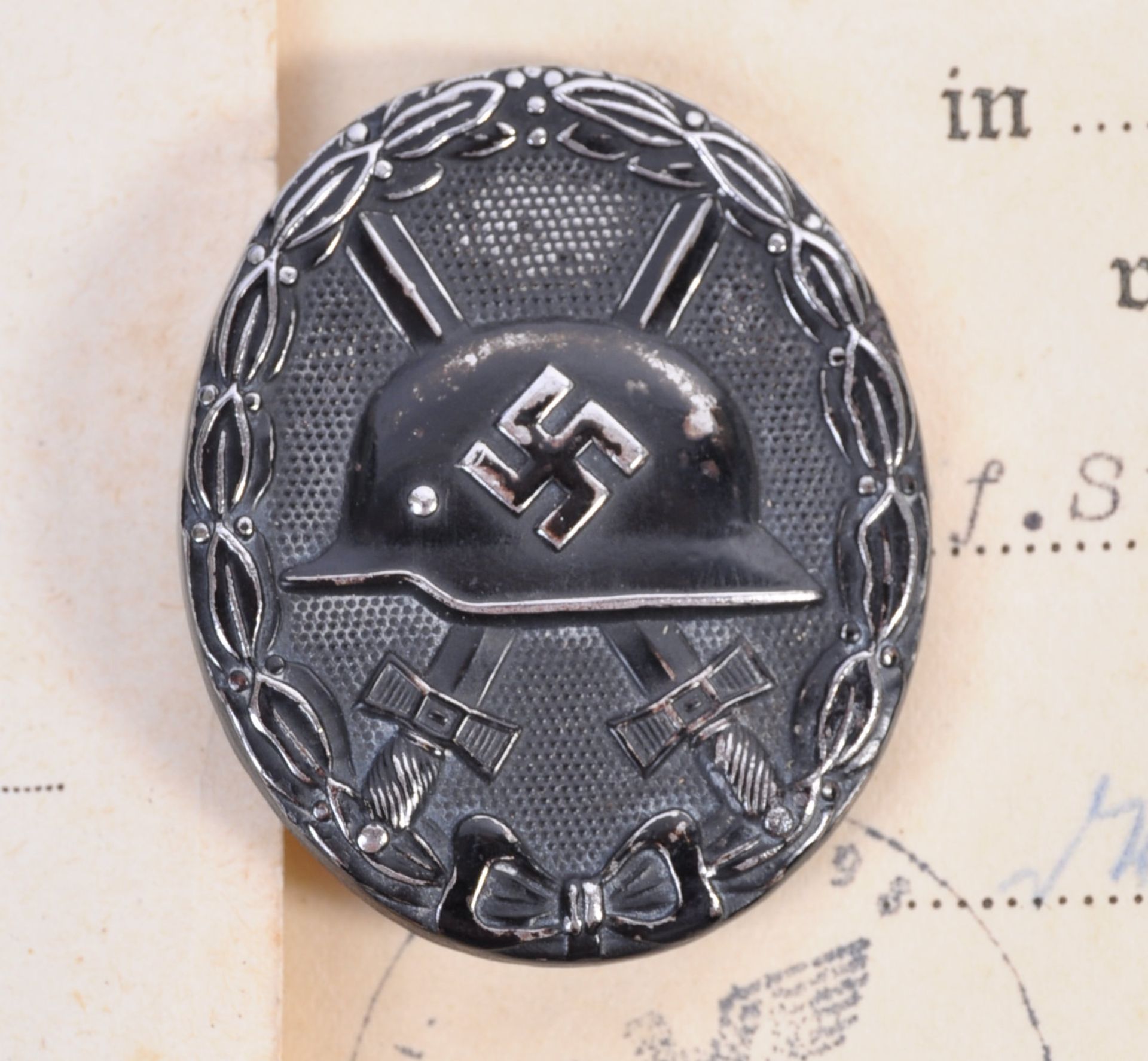 ORIGINAL WWII SECOND WORLD WAR GERMAN MEDAL GROUP - Bild 6 aus 13