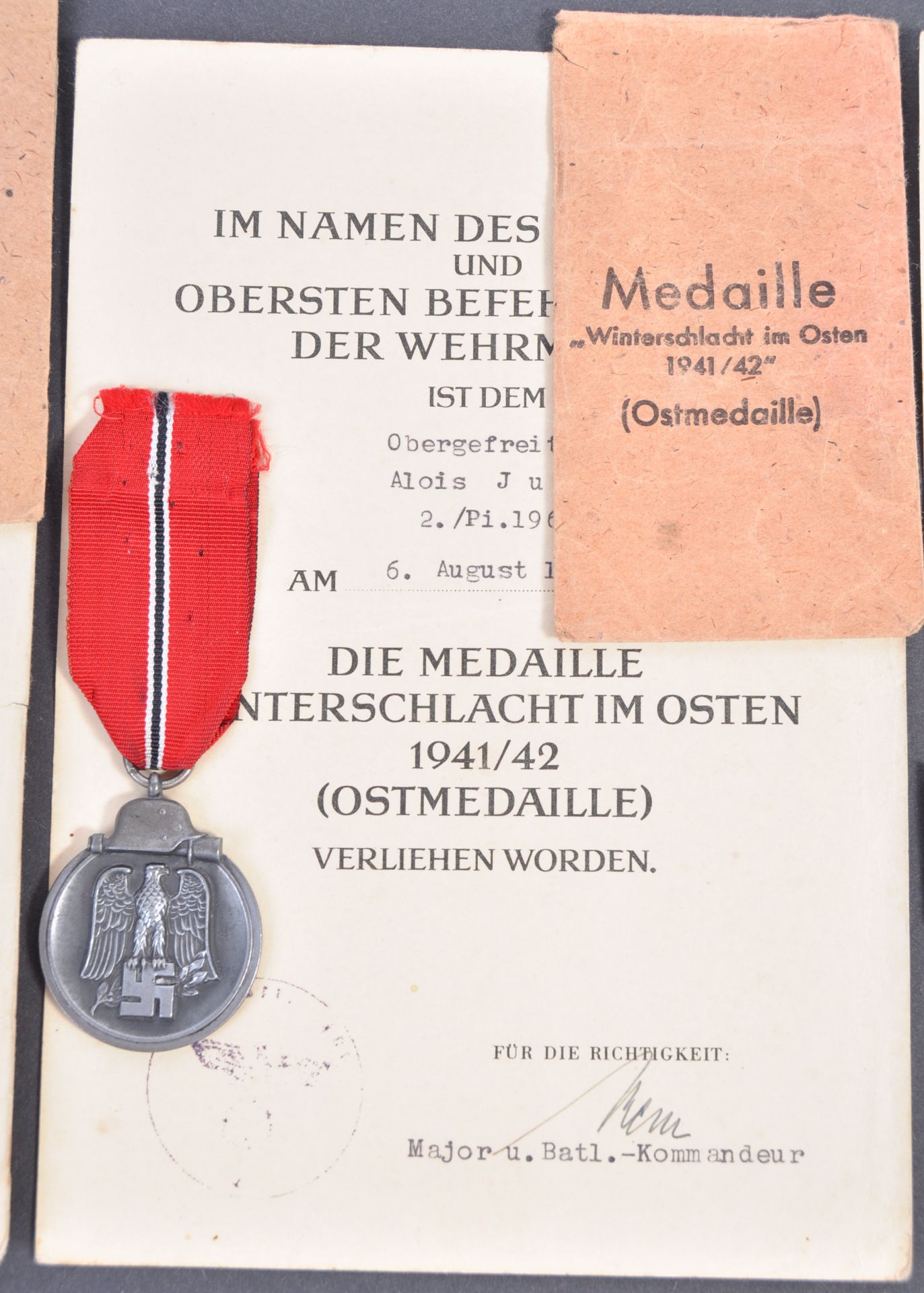 ORIGINAL WWII SECOND WORLD WAR GERMAN MEDAL GROUP - Bild 8 aus 13