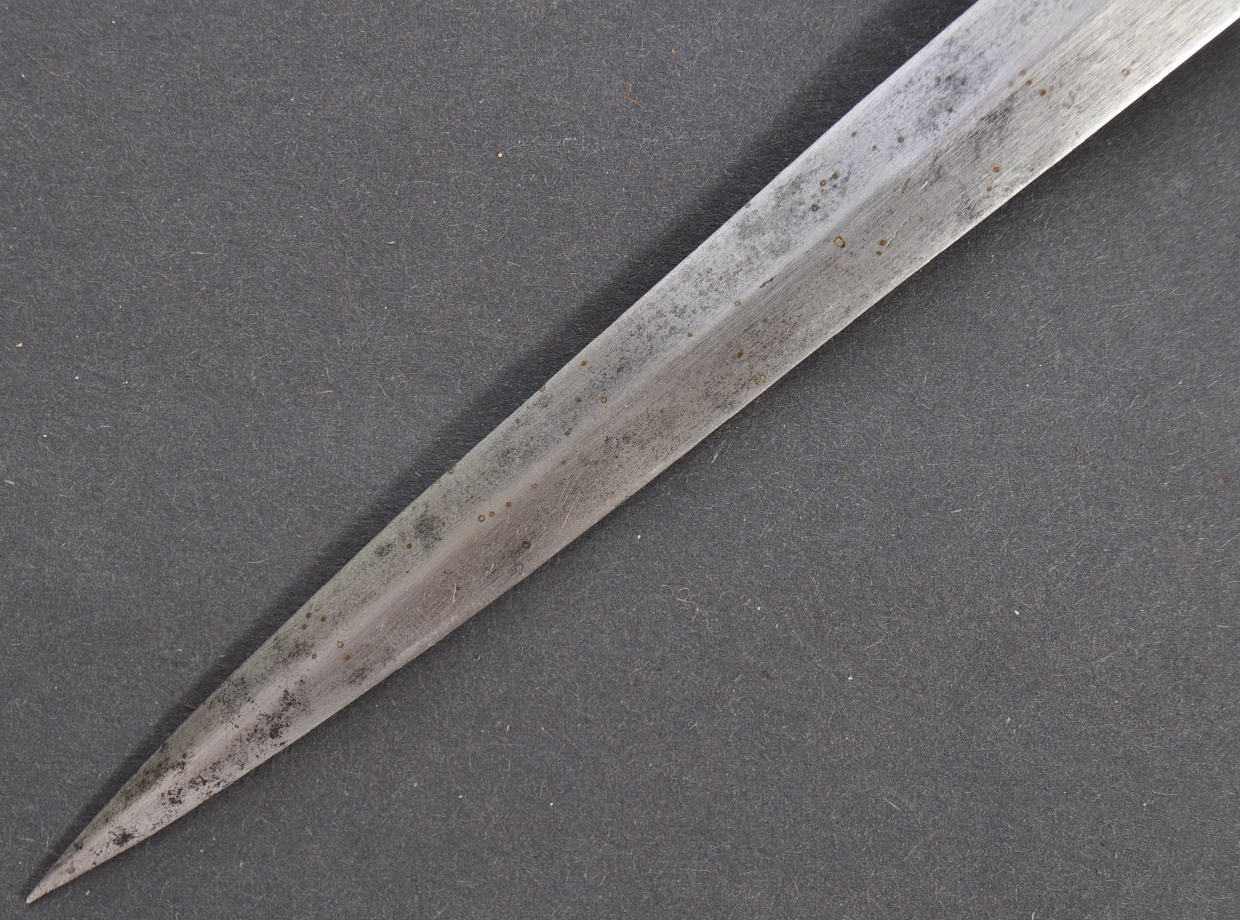 18TH CENTURY SOUTHERN EUROPEAN STILETTO KNIFE / DA - Image 4 of 4