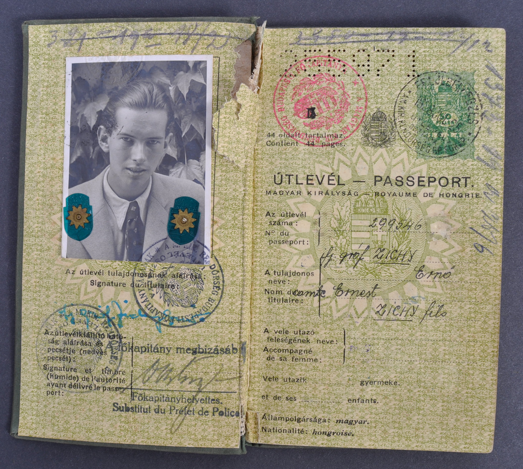 RARE ORIGINAL WWII ERA KINGDOM OF HUNGARY STUDENT PASSPORT - Image 2 of 7