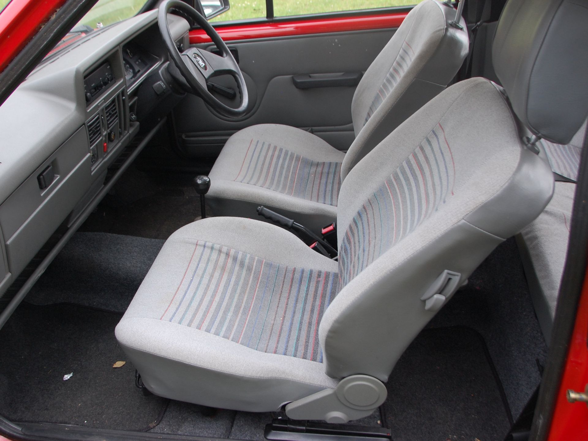 STUNNING UNRESTORED 1990 VAUXHALL NOVA MERIT 1200CC IN RED - Bild 31 aus 78