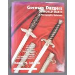 GERMAN DAGGERS OF WORLD WAR II - PHOTOGRAPH REFERE