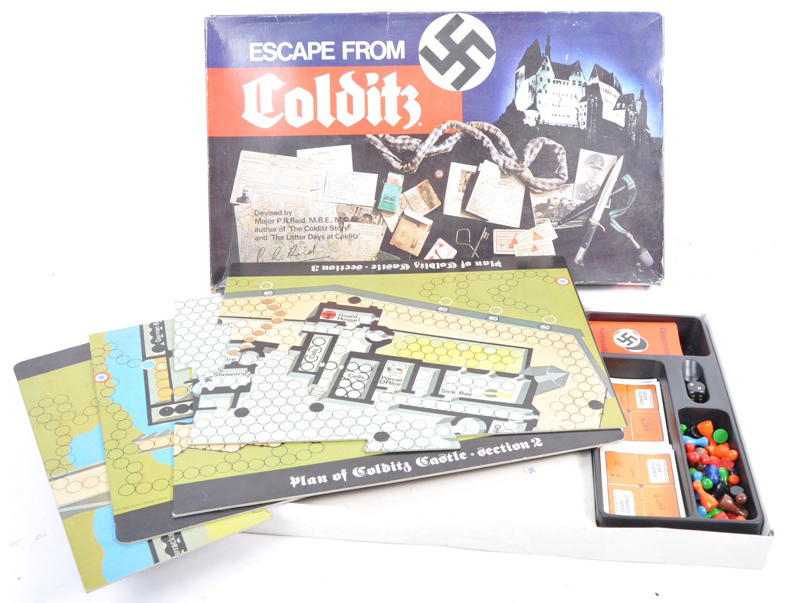 VINTAGE WWII INTEREST ' ESCAPE FROM COLDITZ ' BOARD GAME