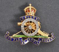 RARE 18CT GOLD ROYAL ARTILLERY SWEETHEART BROOCH