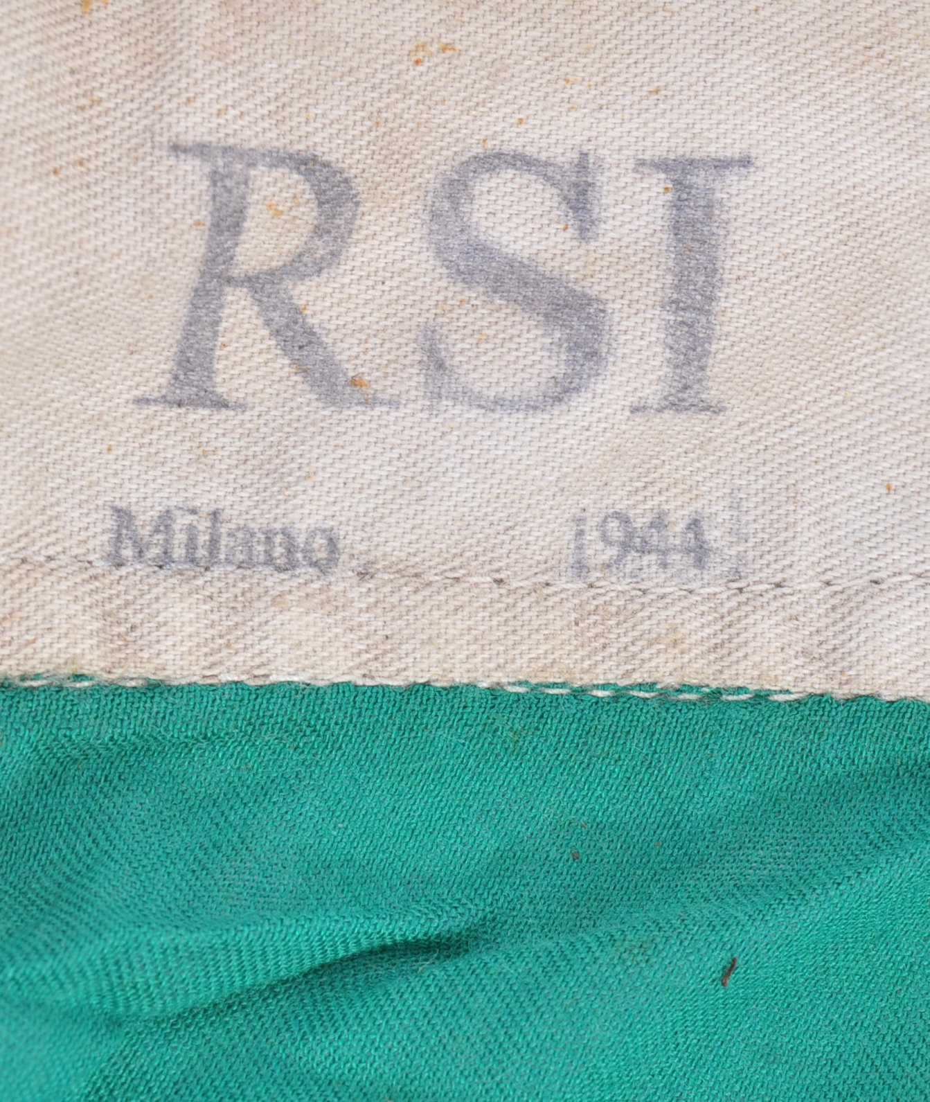 WWII ITALIAN MUSSOLINI UNIT LINEN FLAG DATED 1944 - Image 4 of 5