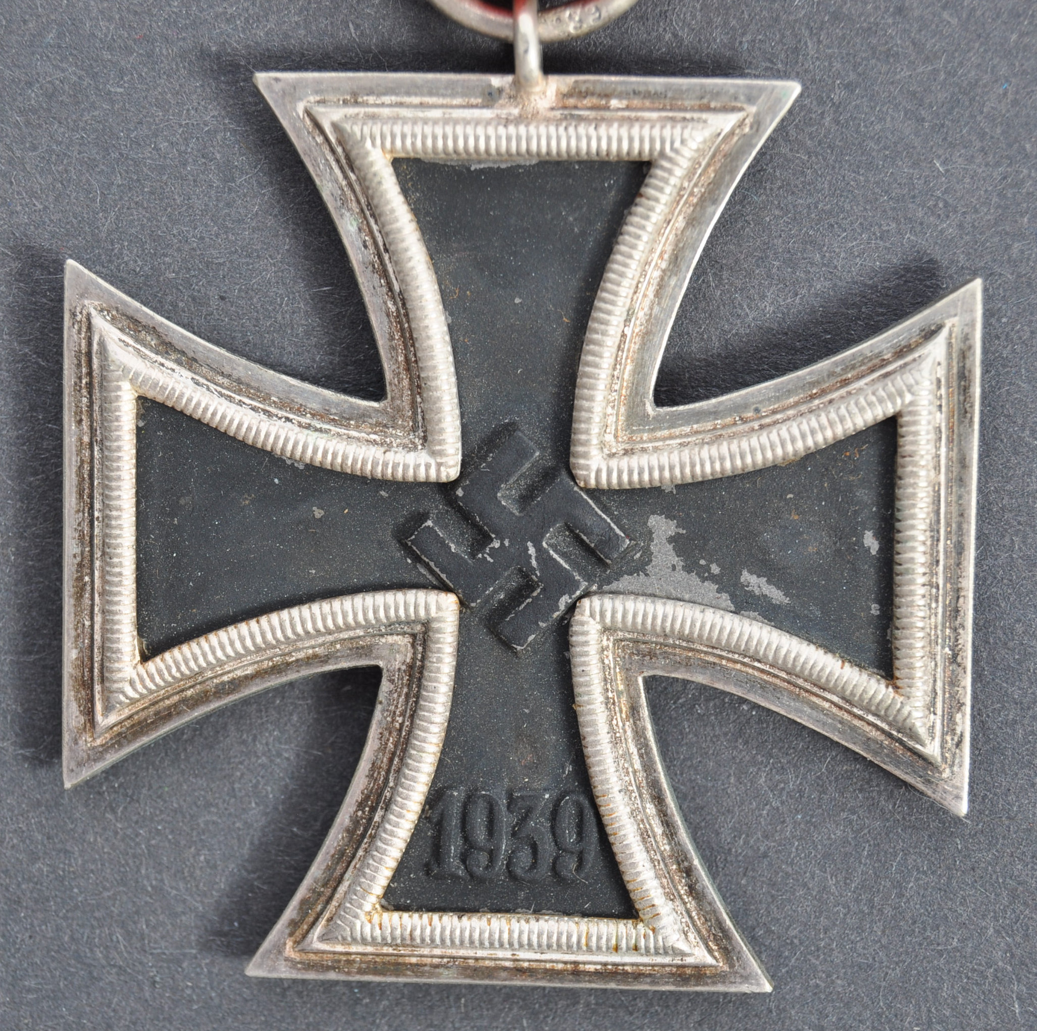 ORIGINAL WWII SECOND WORLD WAR NAZI IRON CROSS MEDAL - Image 2 of 3