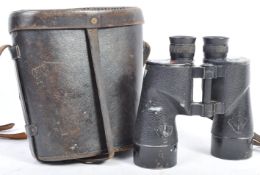 PAIR OF WWII ROYAL NAVY 1944 BRIDGE BINOCULARS & C