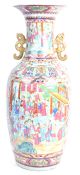 LARGE 18TH CENTURY CHINESE ANTIQUE CANTON VASE ON