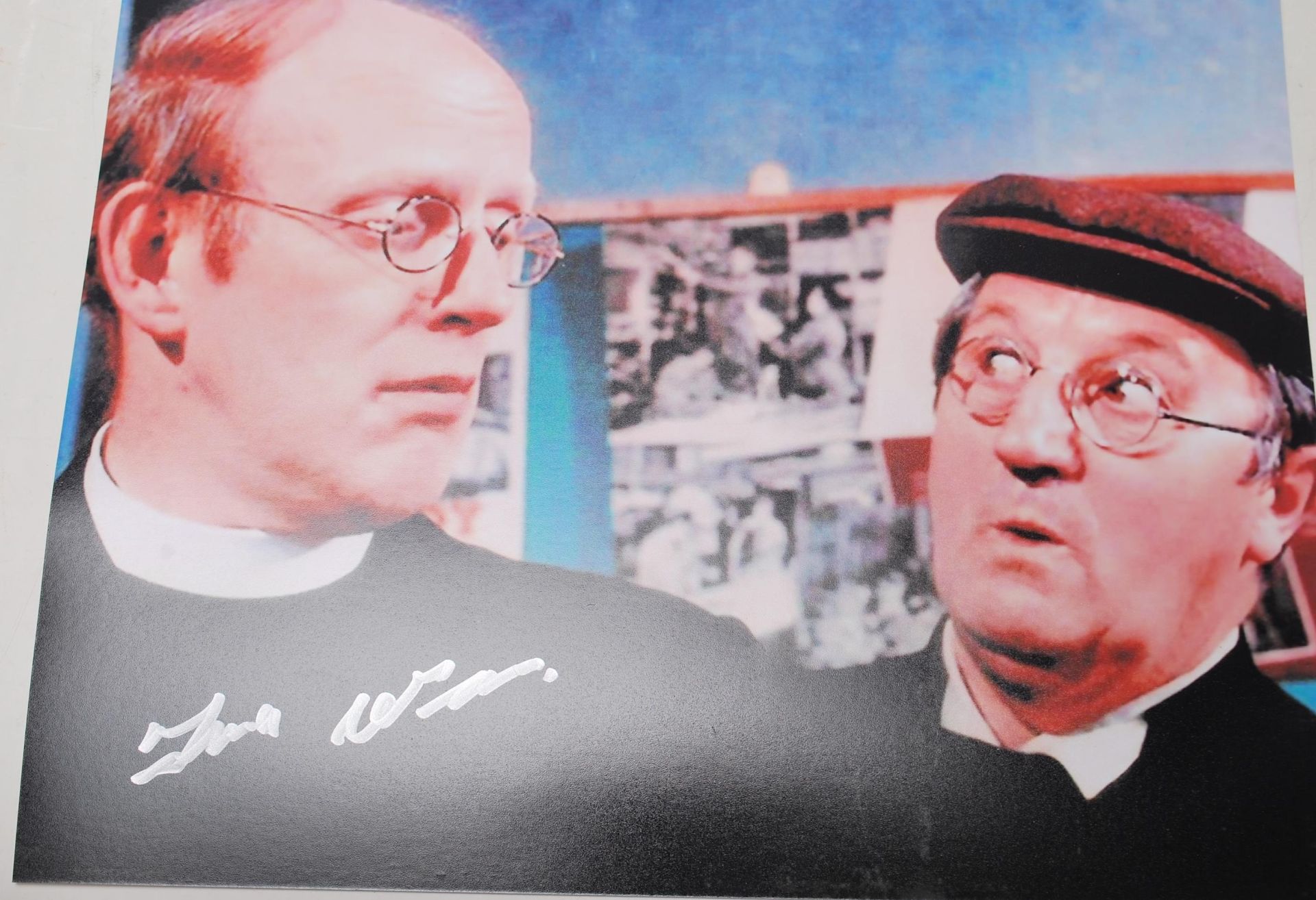 DADS ARMY - SELECTION OF SIGNED / AUTOGRAPHED PHOTOS - Bild 2 aus 7