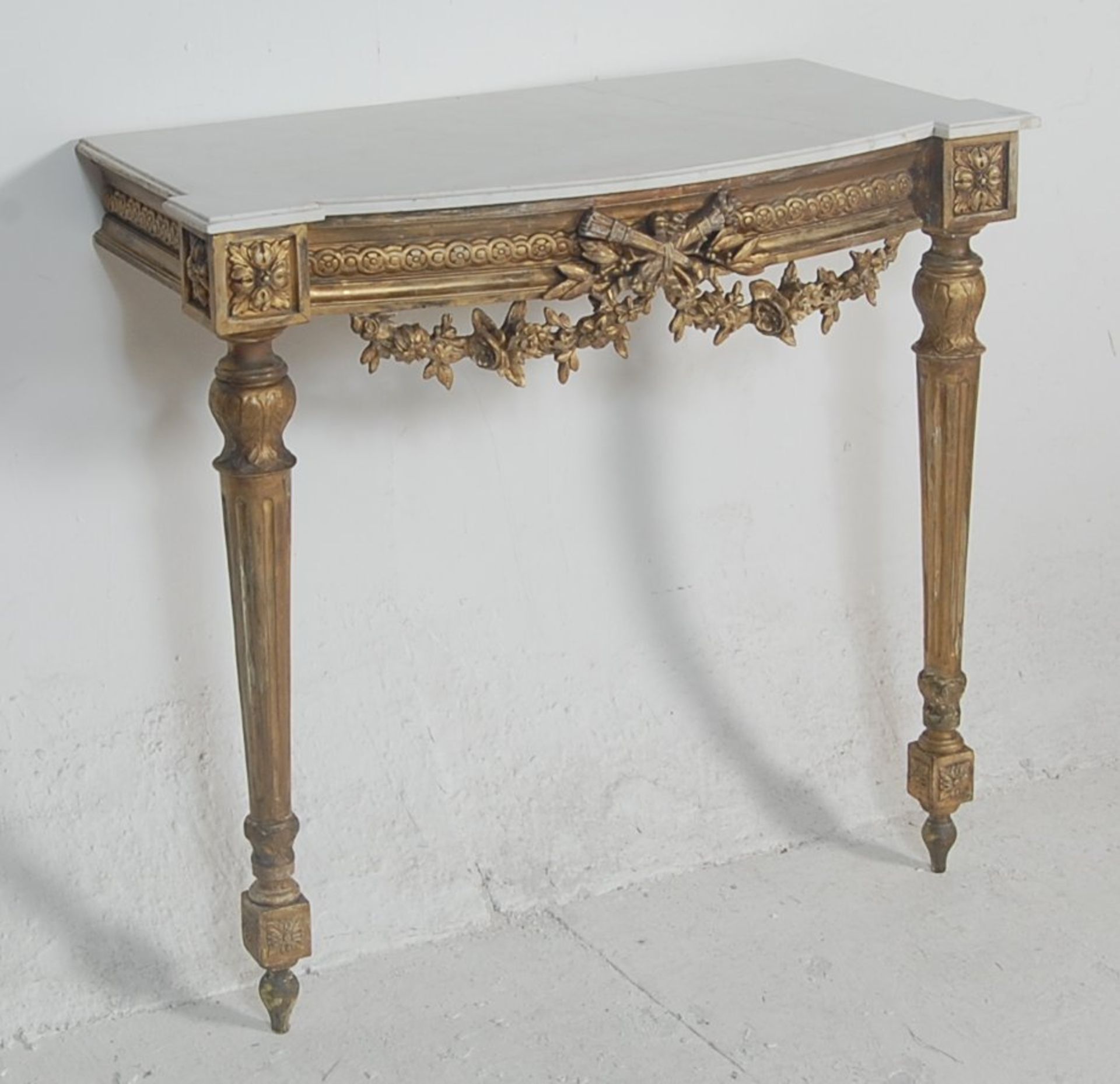 A 19th century French rococo marble and gilt wood console table. The hall / side table being - Bild 6 aus 6