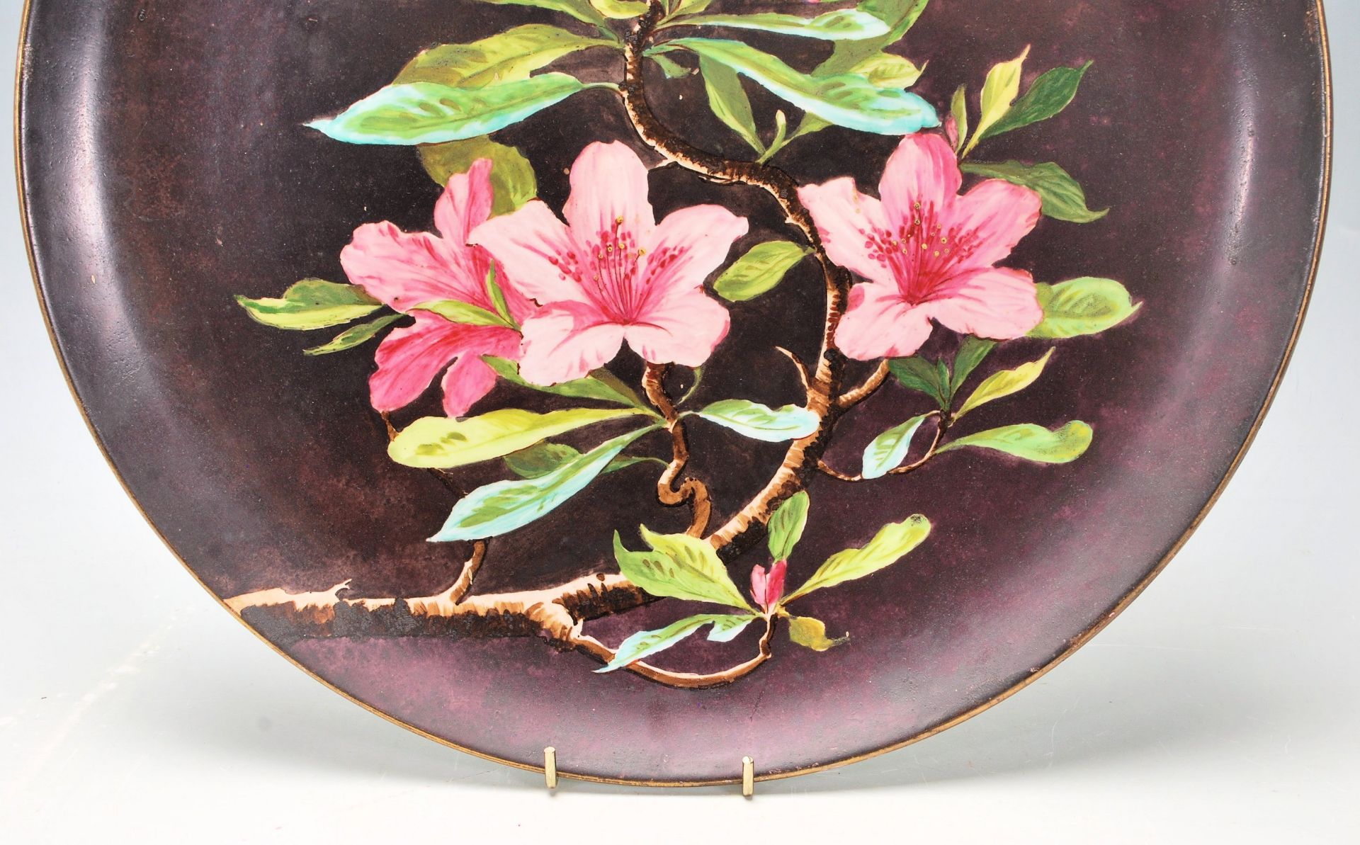 Victorian Aesthetic Movement Floral Wall Charger Plate - Bild 3 aus 5