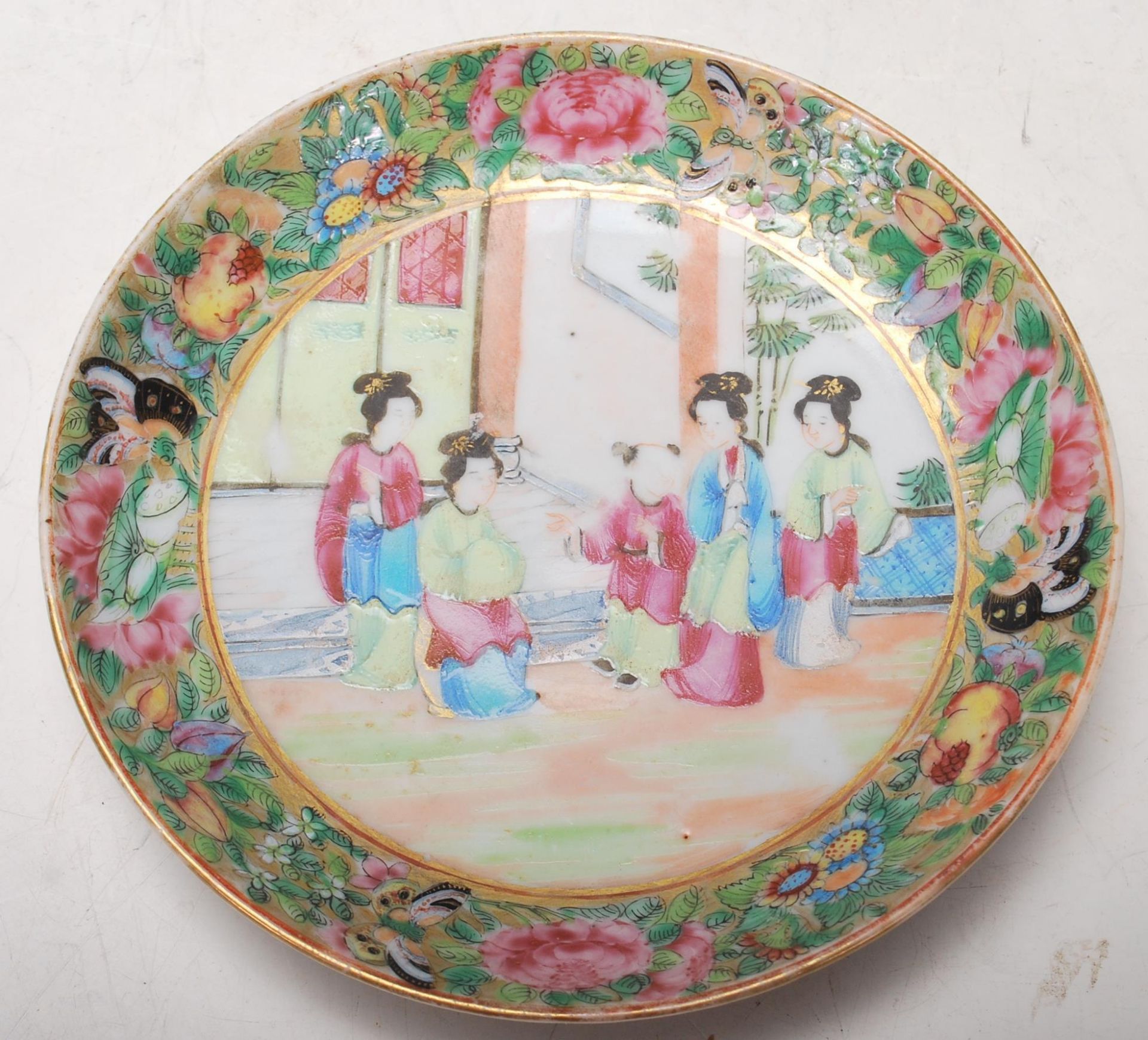 A 19th century Chinese / Canton /Cantonese cup and saucer having the tradition decoration to the - Bild 6 aus 9