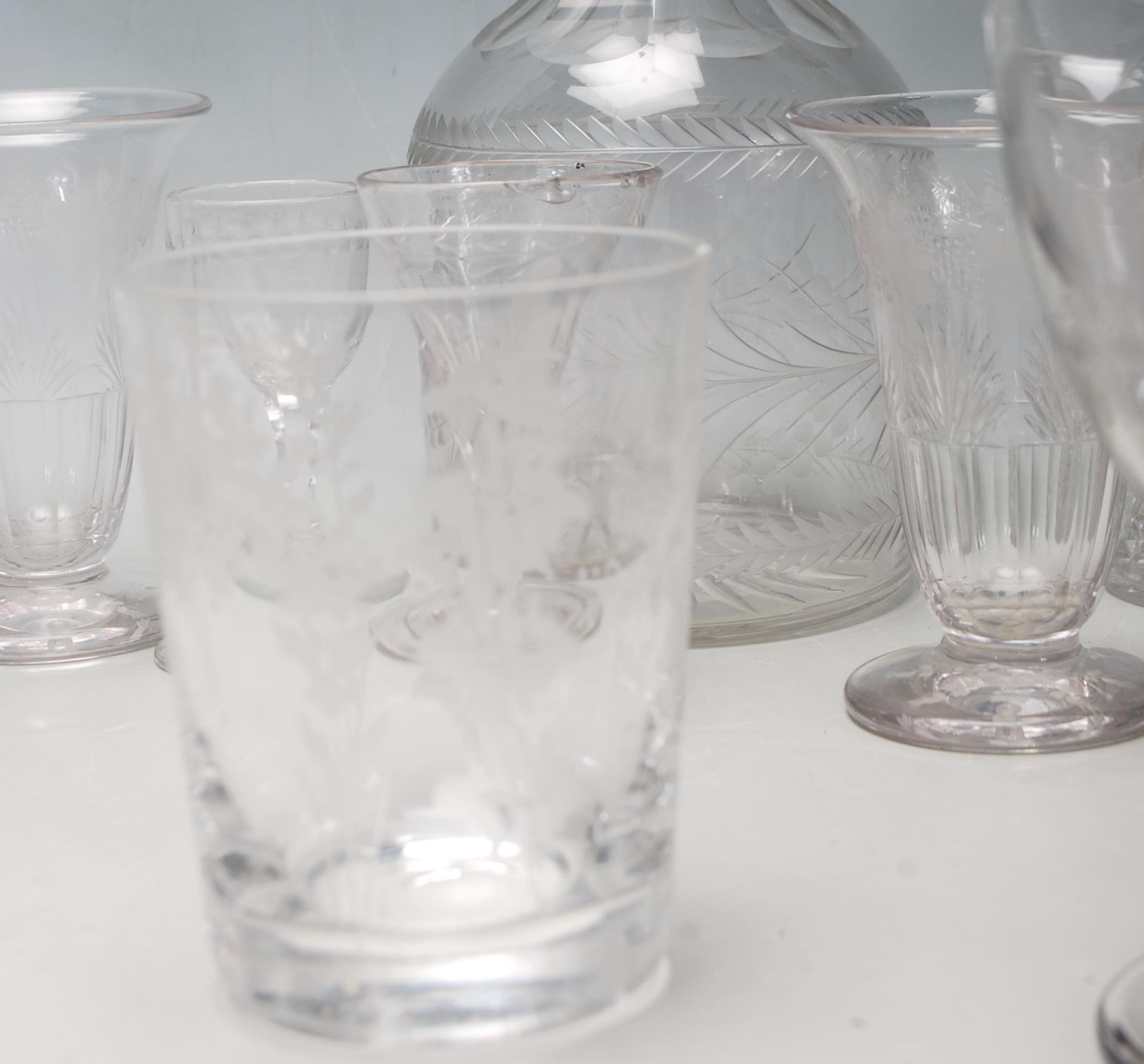 A large collection of antique 19th Century glasswa - Bild 6 aus 14