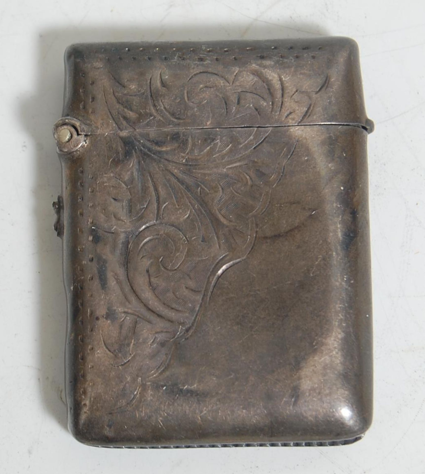 A pair of silver hallmark vesta cases having engraving decorations to the body, hinged lid, - Bild 7 aus 11