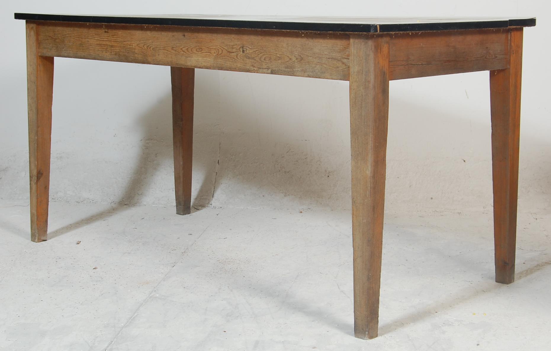 A retro early 20th century country pine refectory dining table with later mid century formica - Image 7 of 7
