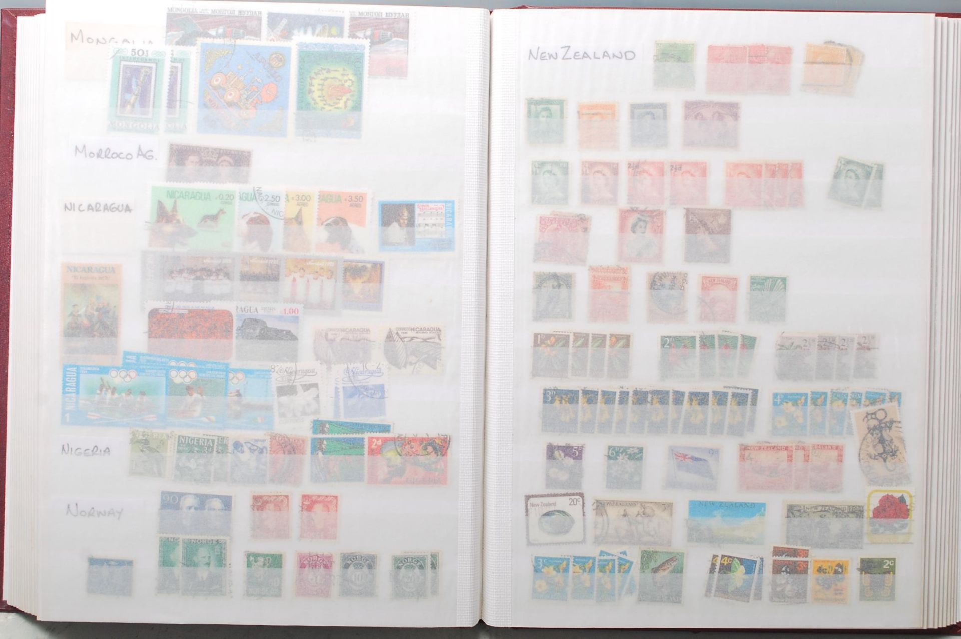 LARGE COLLECTION OF ALL-WORLD 20TH CENTURY STAMPS - Bild 25 aus 28