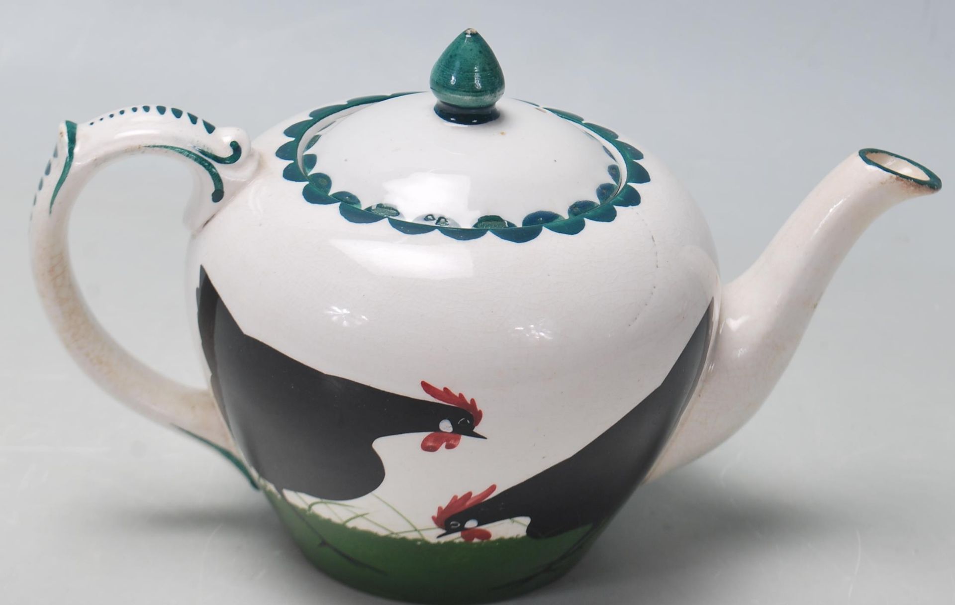 A RARE 20TH CENTURY BRISTOL POTTERY CERAMIC TEAPOT AND CREMER - Bild 4 aus 7