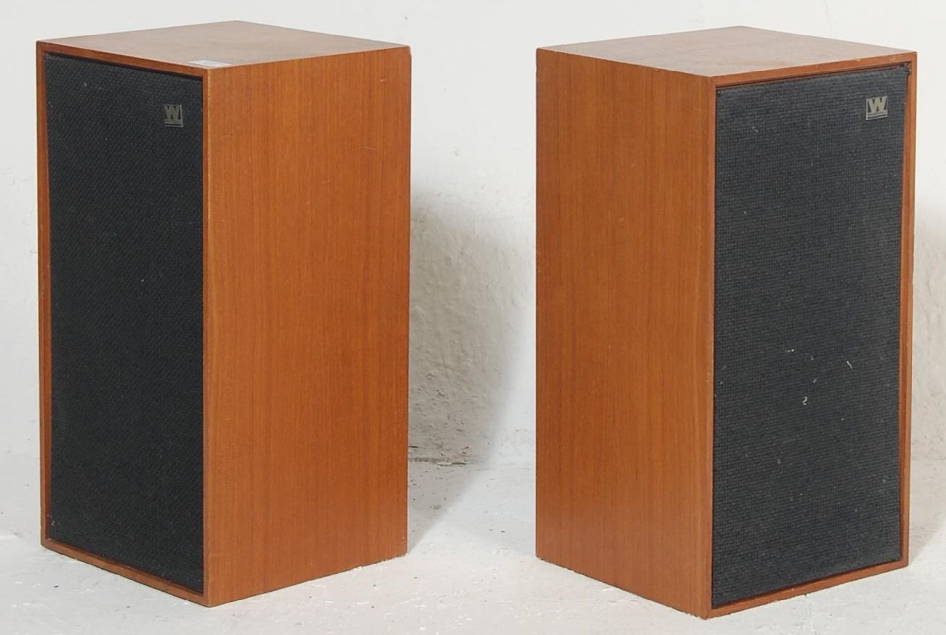 A vintage pair of retro 1970's Wharfedale ' Linton 2 ' hi-fi speakers. Each of upright form having - Bild 4 aus 4