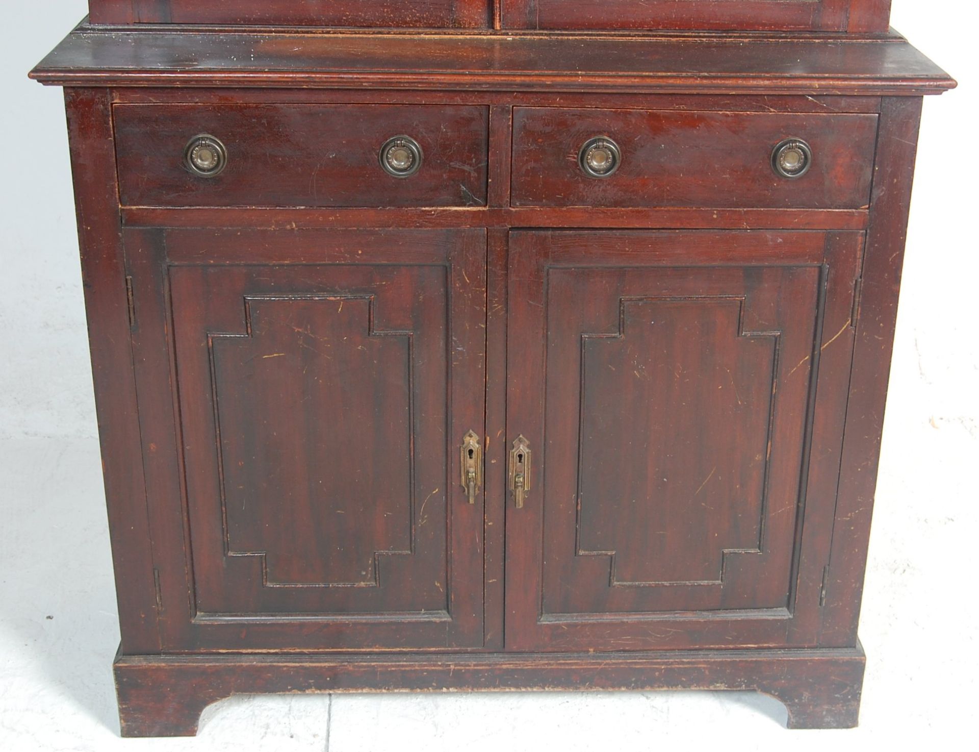 A Victorian 19th century oak library bookcase cabinet. The bookcase raised on plinth base with - Bild 3 aus 5
