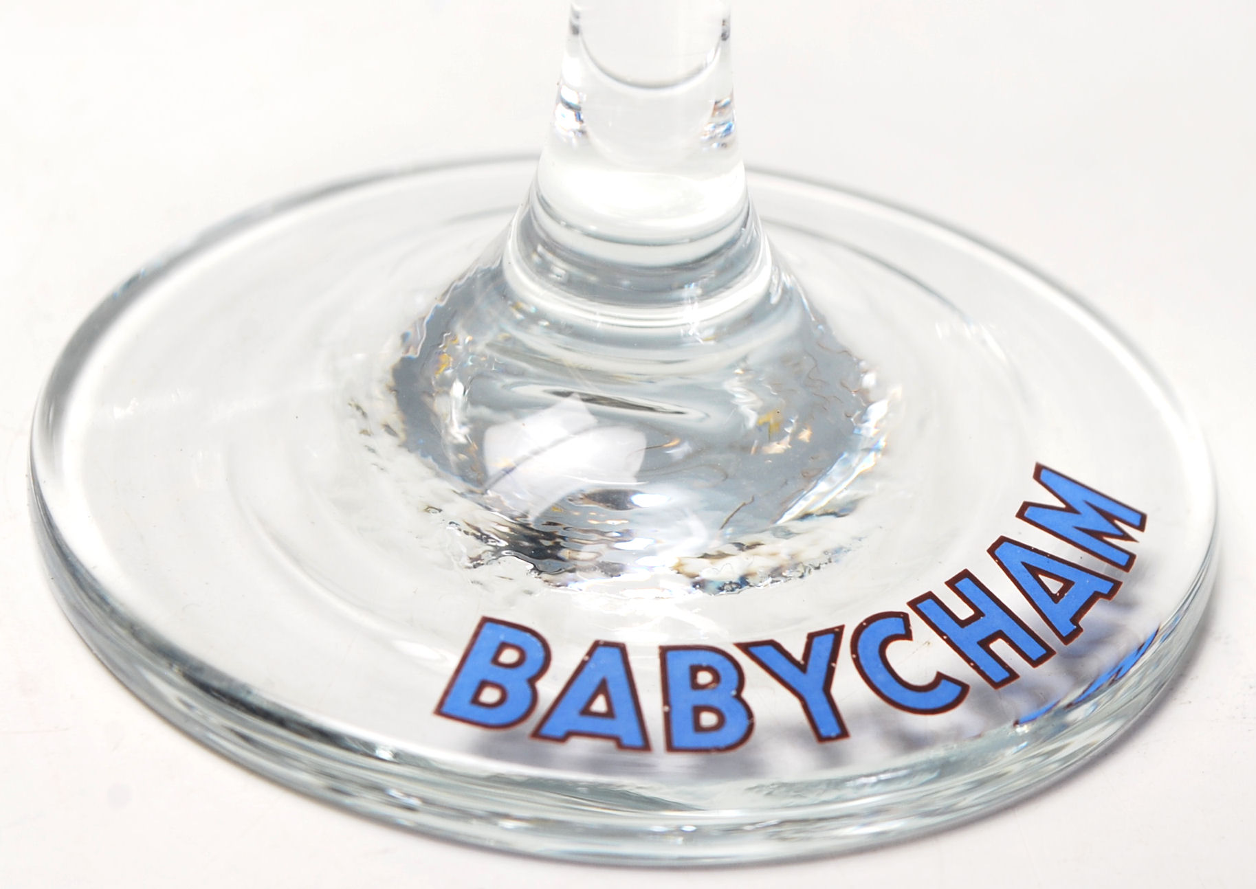 VINTAGE RETRO BABYCHAM GLASSES - Image 4 of 6